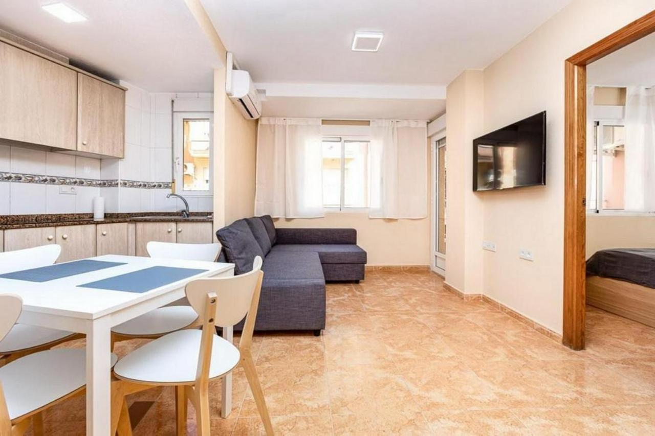 Isamar Apartamento Playa Del Cura Торевьиа Экстерьер фото
