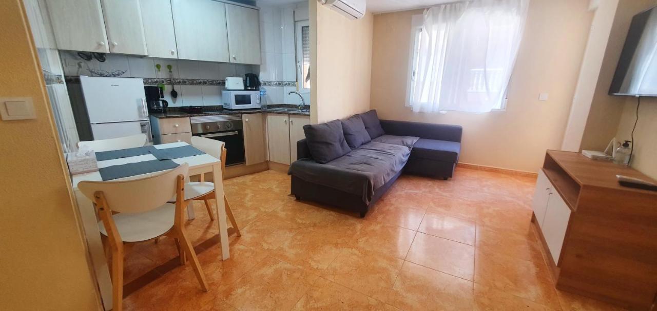 Isamar Apartamento Playa Del Cura Торевьиа Экстерьер фото